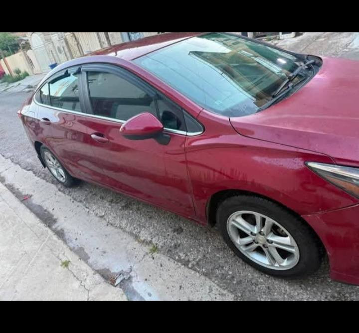 ✨🚘 السلام عليكم ورحمة الله وبركاته 🚘✨
🔥 للبيع شوفرليت كروز 2017 أمريكي 🔥
📍 ماشية 143 ألف فقط
🎨 بيها صبغ 3 قطع بدون دواخل
✨ المواصفات ✨
📺 شاشة جبيرة
📱 كار بلي
📷 كامرة دوارة
🔑 4 بصمات تشغيل
🚀 تشغيل عن بعد
🎛️ تحكمات ستيرن
🛣️ كروز سرعة
⚙️ محرك 1.4 تيربو
💺 كشنات كهرباء
🔥 تدفئة للكشنات
✨ وباقي المواصفات المعروفة
✅ المحرك والكير شرط
❄️ التبريد كامل جاهز بدون أي نقص
📄 رقم أربيل بأسمي تفصيل ع خاص او وتس ***********
