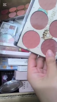 كارتون مكياج • ٢٥٠-٣٠٠ قطعة • توصيل مجاني