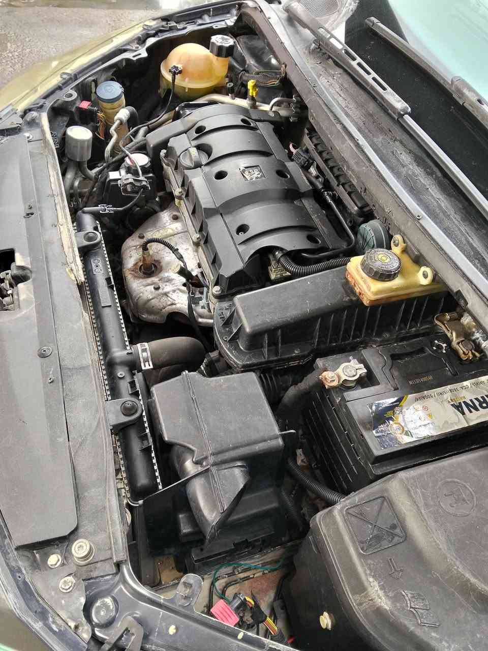 بيجو 307 موديل 2006
محرك وكير قبل شهرين شديتهم 
طخم تاير وباتري جداد 
صبغ بوند والدوئر الخلفيه تصليح فقط
السياره جاهز ما ناقصه كلشي 
كير اوتوماتيك 
تبريد وتدفه شغالين 
جامات كهرب 
شاشه كبيره
هزاه وسنويه جديدا والسياره باسمي 
السعر 67 ورقه وبيها مجال 
***********
