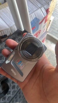 موجوده كامرات جديده ما مستخدم الي يريد تفاصيل واسعار يراسلني واتساب 07...