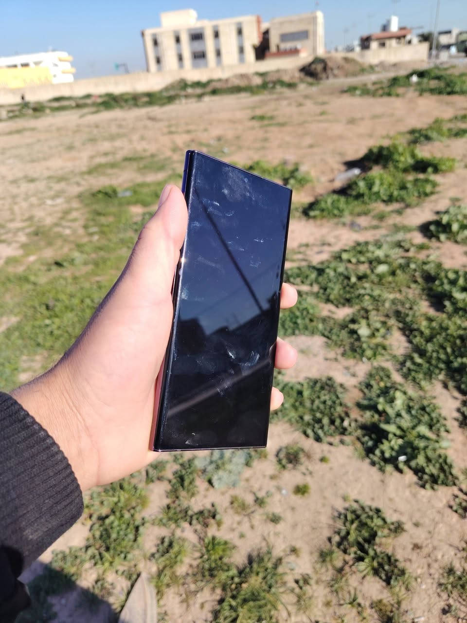 S22التره ذاكره 128رام 12بطريه 5000ملي امبير شرق اوسط الجهاز كلش هلو بي فطر بل لمس مو مئثر عل جهاز ابد السعر 550وبي مجال للطيبين للستفسار على رقم الهاتف كورك ***********اسيا ***********
