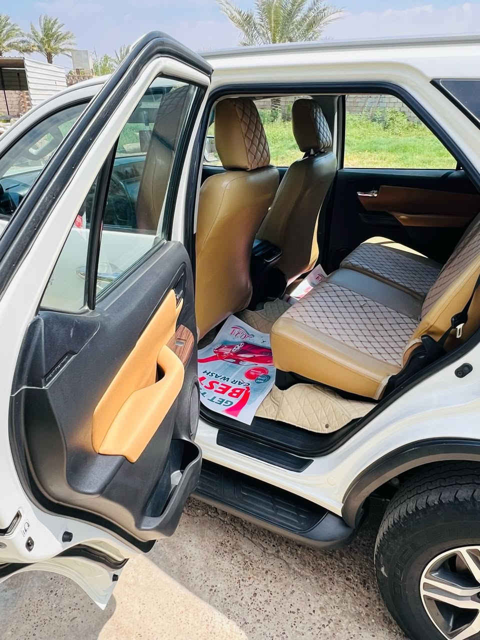 السلام عليكم
تيوتا فورچنر ٤ سلندر موديل 2020
دفع رباعي ٧ راكب كلش نضيفة 
مابيها ولا شخط ولا صبغ مكفولة 
تحويل مباشر /السعر  ٢٤٠$
المكان صلاح الدين بيها مجال بسيط 
***********
