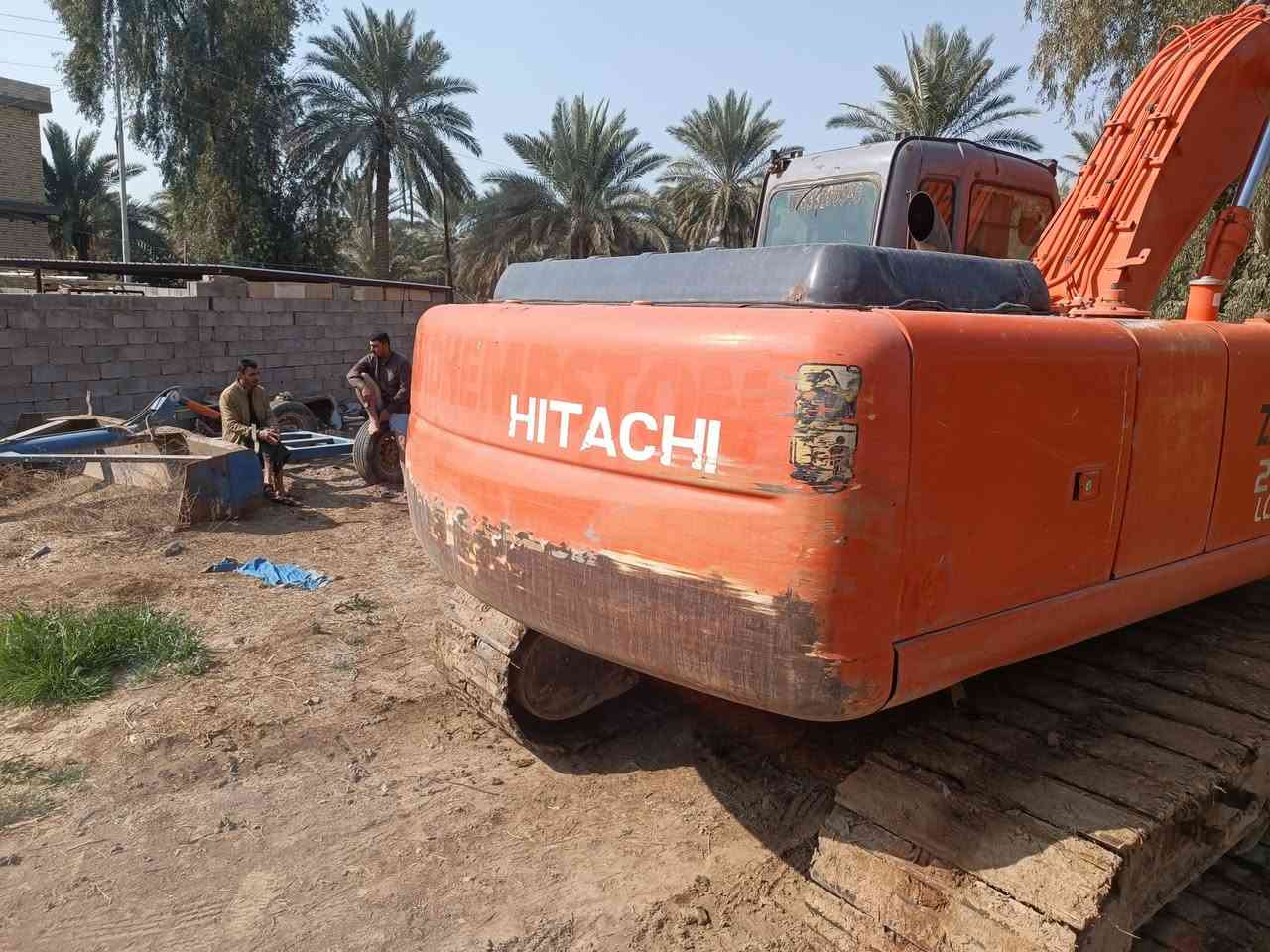 حفاره زت للبيع 2005Lc للاتصال ***********
