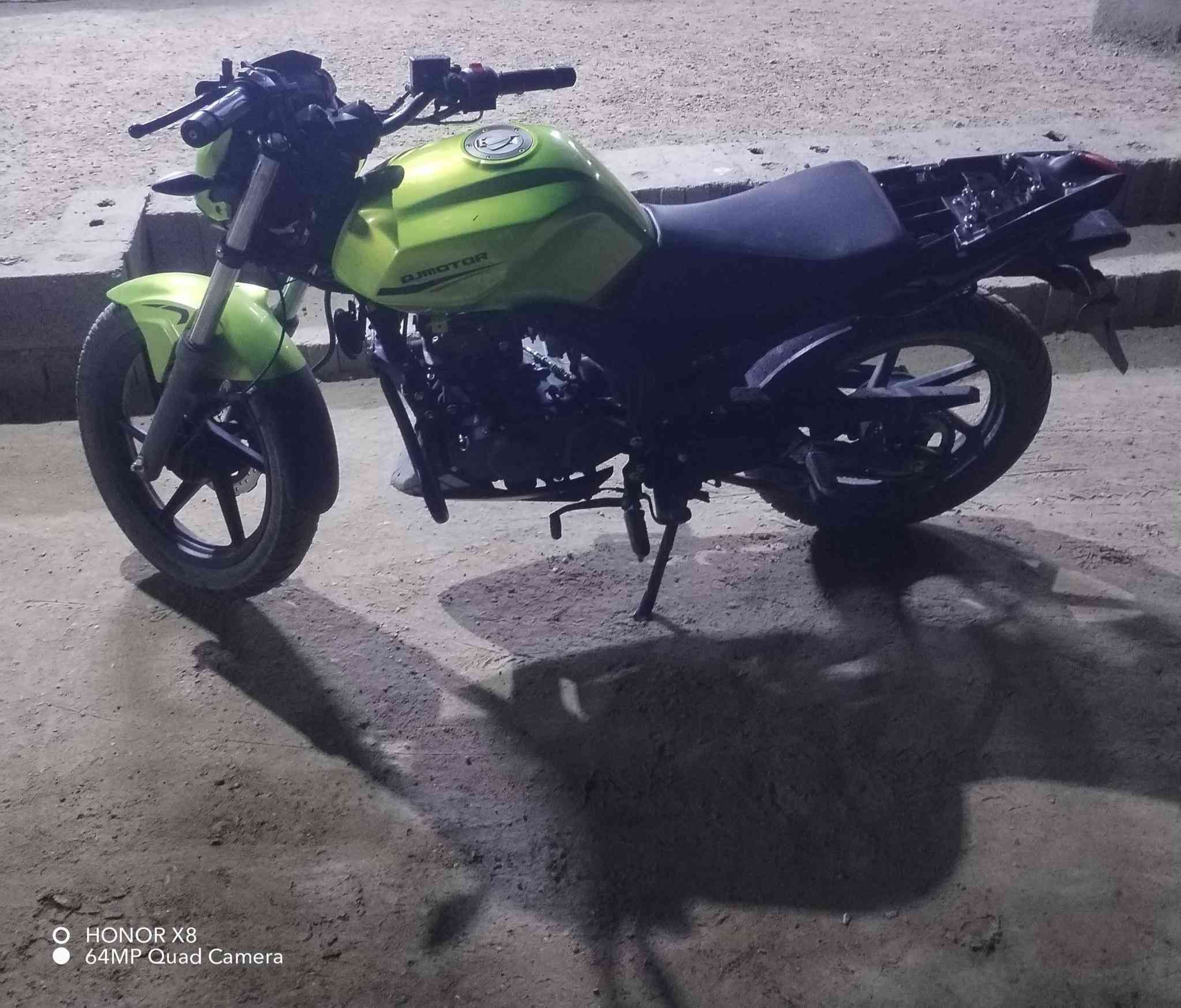 للبيع مكاني الفلوجة موطور جديد بس ضربه بسيطه ب تانكي وكشن ل وره ل صغير نقص بس ماشي 1400


**إذا كنت صاحب هذا الإعلان وتريد حذفه لأي سبب، رجاءا أرسل رسالة إلى الدعم الفني**