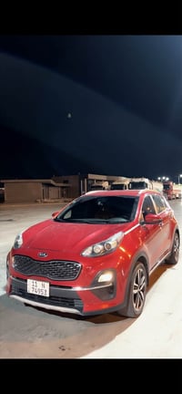 سبورتج 2021 فول مواصفات فقط بدون البانوراما  ماشيه 118 الف كفاله عامه ...
