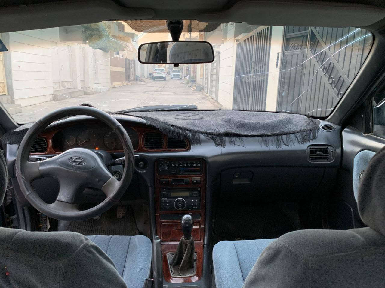 سوناتا ٢ كير عادي تبريد ثلج
مصبوغه حزام وجارده بيها طخه بالجاملغ الخلفي سنوية ل٢٠٢٧ رقم بغداد مشروع وطني تحويل ثاني يوم السعر ٣٦ وبيها مجال مراوس حسب القناعة 

العنوان ديالى المقدادية ***********
