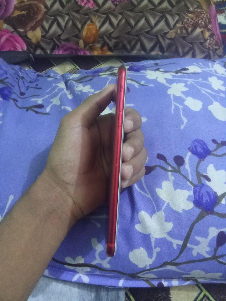 سلام عليكم سفن بلاص للبيع مكاني ابو غرق الجهاز كلش نضيف وال فطر هاذا بال لزكه البطاريه76 مابي اي شي مستبدل  يشهد الله ستعماله كلش حلو بس اني محتاج فلوس وريد ابيعه للبيع فقط السعر 170هاذا رقمي بي واتساب ***********
