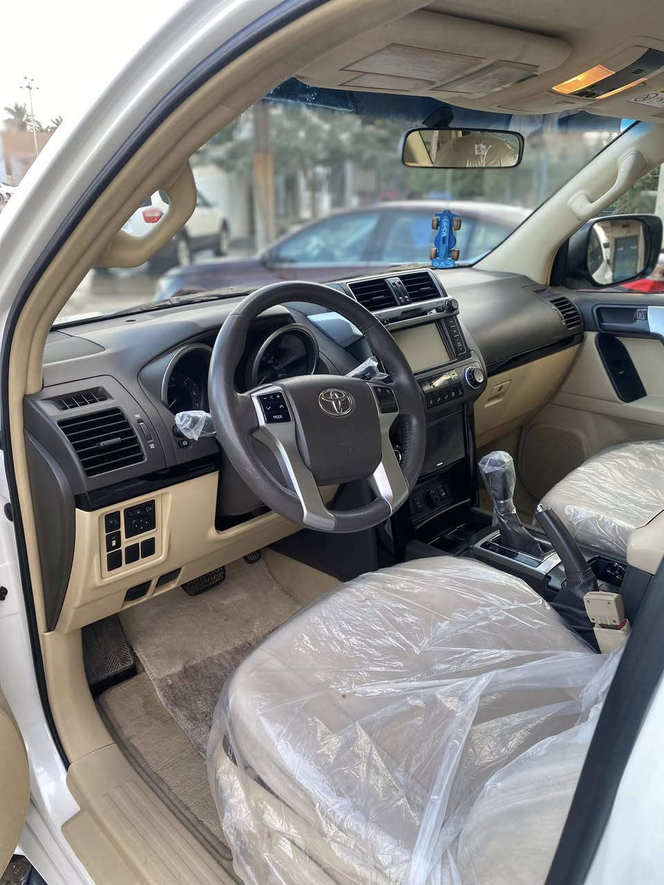 سلام عليكم للبيع برادو
موصفات
:شاشه وكامره خلفيه
:تحكمات ستيرين
: بصمة تشغيل
موديل 2017
: ماشيه 133
:مري شفط :
حساسات امامي خلفي
:بصمة قفل وفتح يدة ابواب
: مطفأ بلاديه
:محرك V6 4000
:دبل تانكي
: رقم سليمانيه تحويل ثاني يوم
:مكان ديالى
للاستفسارع رقم ***********
