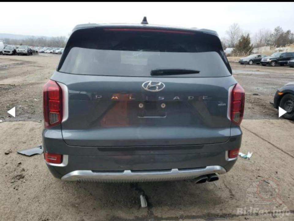 للبيع

#المركبة : هيونداي باليسيد فئة كالكرافي (أعلى فئة)  
#الضرر :  جاملغ مع طرف البنيد والباب+بارد مقدار أربع أصابع بالجاملغ الخلفي واصبع بالجاملغ الأمامي 
#الرقم : اربيل ( تحويل او وكالة )
#الموديل : 2021

#المواصفات :

▪️المحرك : 3.8L (ستة سلندر)
▪️العداد : 63 الف كيلو حقيقي
▪️حجم الويل : ويل كب كالكرافي حجم 20 اصلي مع طقم تايرات بحالة ممتازة
▪️غرفة السيارة : كشنات السيارة جلد اسود اصل مع سقف شامو
▪️لايتات زينون ثلاث عدسات عالي وناصي مع حاجب LED عالي الإنارة 
▪️بصمات عدد 2 للأبواب مع بصمة جنطة وبصمة تشغيل وتشغيل عن بعد
▪️فتحات سقف عدد 2
▪️مصابيح ترحيب في مقابض الأبواب 
▪️نظام ال 5 كامرات
▪️رادار امامي
▪️حساسات ورادارات الاجتياز الجانبية (نقاط عمياء)
▪️حساسات امامية اصل
▪️حساسات خلفية اصل
▪️شاشة الدشبول حجم كبير للتحكم بايعازات السيارة
▪️تحكم فول كهرباء لكرسي السائق والراكب
▪️كشن ذاكرة (خزن ميموري)
▪️تدفئة وتبريد لكشنات المقدمة مع تدفئة ستيرن
▪️تدفئة فقط للكشنات الخلفية
▪️ اشاير بالمرايا الجانبية
▪️ثلاث قطع تبريد
▪️سايد بريك دكمة
▪️سستم صوت Harmon / Kardon
▪️دمام بالجنطة 
▪️تحكم فول كهرباء للكشنات الخلفية
▪️بردات خلفية اصل
▪️تحكم ستيرن جهتين بلوتوث وحاكية وكروس سرعة وتحكم صوت 
▪️السيارة فئة الكالكرافي فول مواصفات.

السعر المطلوب: 260 ورقة مع المجال
 
الاتصال على : ***********
