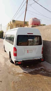 ورحمه الله وبركاته السياره مكينه حداديه جير اكسنج جاهزه والسعر خاص0786...