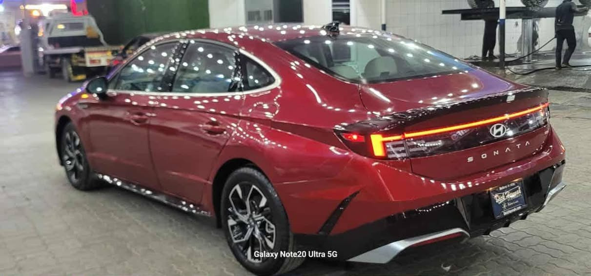 السلام عليكم سوناتا ٢٠٢٤ قادسية معوقين فول عدا الفتحة بيها هواي مواصفات بحالة الزيرو عدادها ٨ الف كيلو بيع او مراوس بأقل السعر ١٨٥ اي استفسار خاص موجود


**إذا كنت صاحب هذا الإعلان وتريد حذفه لأي سبب، رجاءا أرسل رسالة إلى الدعم الفني**