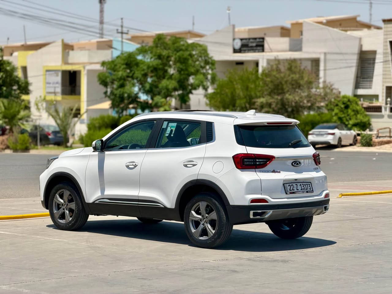 chery tiggo4 pro 2024 شیری تیگۆ4 پرۆ  
 مواسەفات  فولە  سلاید 
 بەسمە تشغیل بسمەی دەرگا شەغال تبرید مرکزی برێک بەسمە ئۆتۆهۆلد گێچ الکترونی دوو مۆدی لێخورین تحکم ستیرن جام کارەباکوشین جلد و کارە بای 
گێر و مەكینە و تەبرید هەموو شتێكی بەشەرت 
بێ بۆیاغ بێ ساردی دەعامی بۆ دەعامی بە شەرت 
تەنیا 10هەزار کیلومتر رۆشتوە 
رەقەم هەولیر 
نرخ : 125 وەرەقە
ژمارە مۆبایل 

واتساب ***********٢ أربيل, العراق
