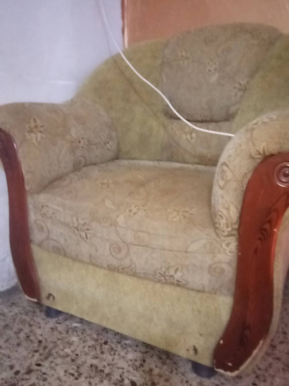 سلام وعليكم عندي هاذه تخم للبيع 5مقعد سعره 15 مكان الدوره ميكانيك


**إذا كنت صاحب هذا الإعلان وتريد حذفه لأي سبب، رجاءا أرسل رسالة إلى الدعم الفني**