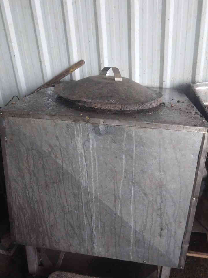 معدات مطاعم
1- براد مقبلات السعر ٢٠٠ وبي مجال شغال ثلج شرط الفحص وكدام عينك
2- تنور غاز السعر ١٨٠ وبي مجال
3-عجانه 25 كيلو السعر ١٧٠ وبيها مجال
للاستفسار أكثر الاتصال على الرقم التالي:
*********** موصل
