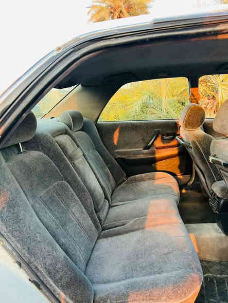 السلام عليكم راس الثور للبيع بيه فقط جاملغ الخلفي مصلح السياره مكفوله من كص رقم انبار بسمي سنويه أو هزه كله جديد. عارضه 75اوبيه مجال بصيط ***********
