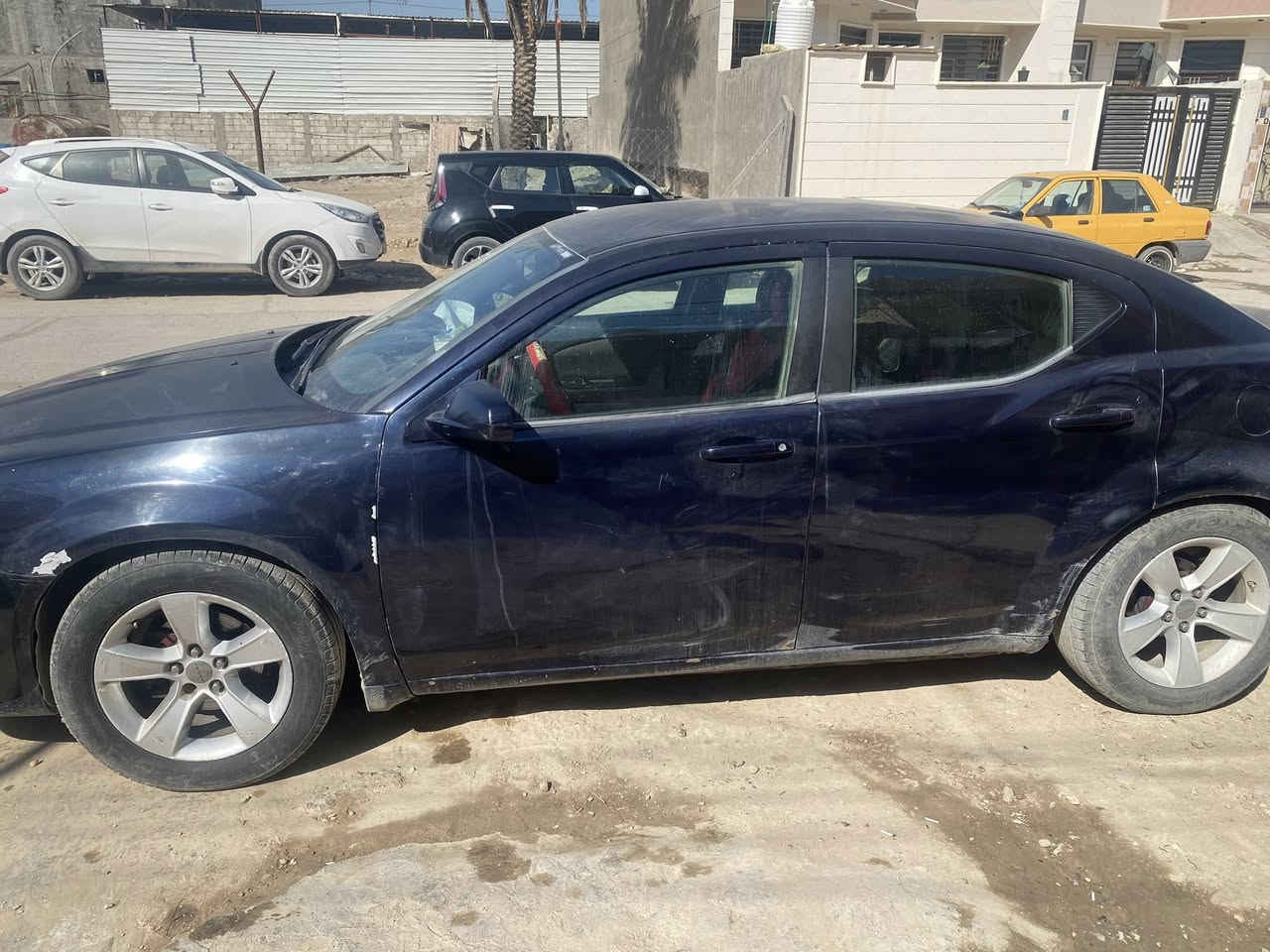 السلام عليكم دوج افنجر ٢٠١٢ للبيع 
السياره خير من الله مابيها اي جطل
رقم بغداد خصوصي مداور اي يوم تريد 
السياره مصبوغه حزام للجماليه 
حادثها من امريكا جاملغ جهة السايق 
بيها نواقص بسيطه كلش 
السياره معمرها شادلها شاشه حساس تايرات 
مدوشمه جديد باتري جديد تخم تايرات جديد
سنويه بعدها ماساقطه
سعرها ٦٠ و بيها مجال للشراي
***********
