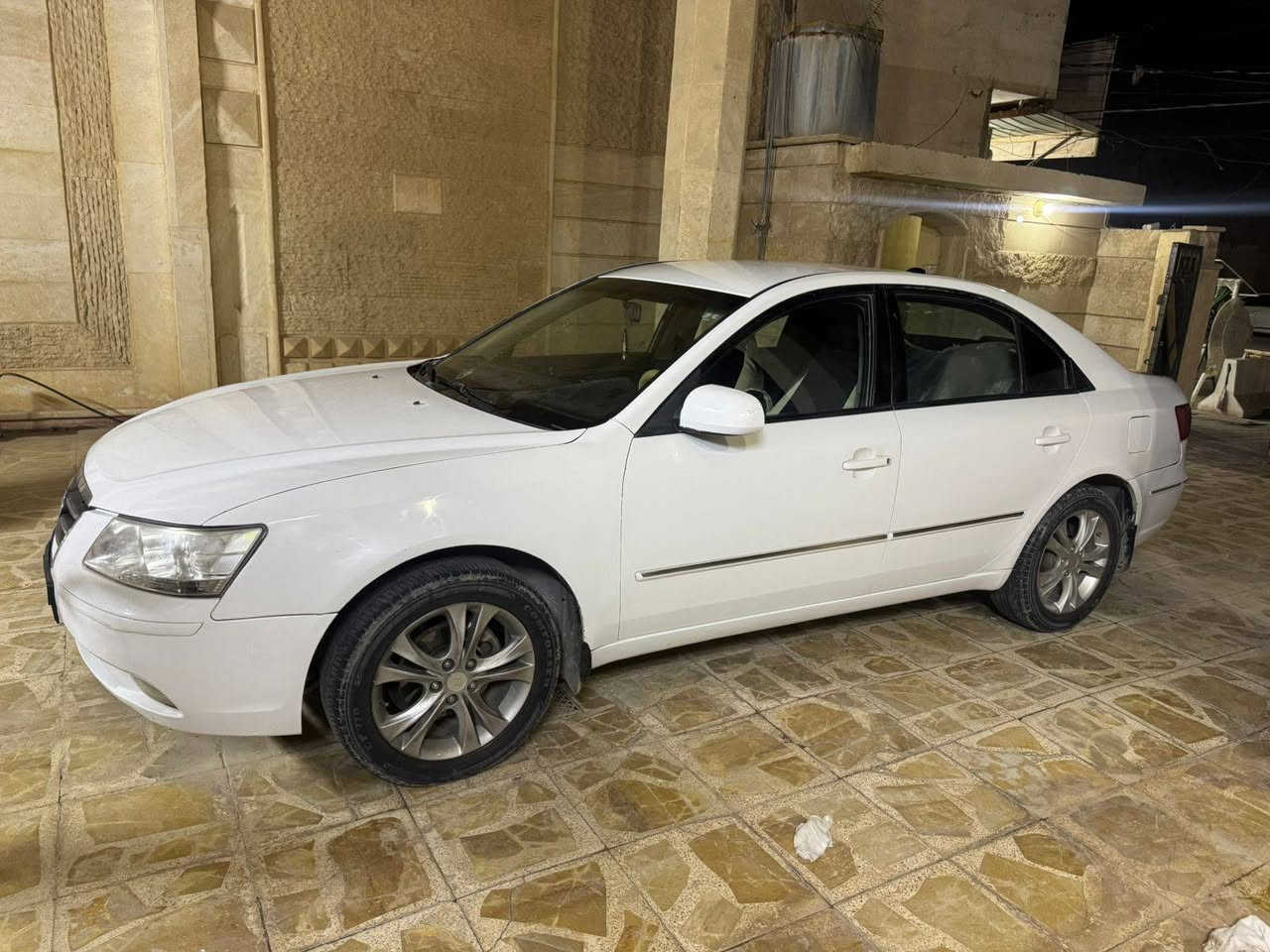 للبيع 🔥
هيونداي سوناتا موديل 2009
خليجي
✔️ محرك 2.4 قوي واقتصادي
✔️ رقم اربيل 
✔️ تحويل مباشر
✔️ صبغ حزام
✔️ بدون دواخل
✔️ صبغ أثر شخوط (تجميلي فقط)

السيارة بحالة جيدة، استخدام يومي وما تشتكي من شي.
جاهزة للفحص بأي مكان 👌
العنوان صلاح الدين تكريت

السعر مناسب 93 وقابل للتفاوض 

للتواصل خاص أو اتصال  ***********
