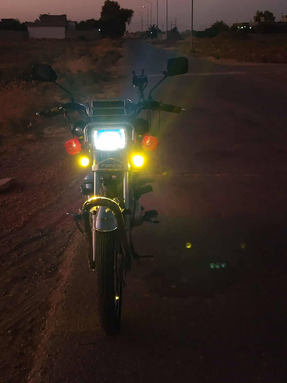 سلام عليكم دراجة تايكر البيع موديل 2020محرك ما مفتوح كهربائية كلهة شقالة كيجات تخم  تاير اوراق السعر 475وبي مجال  مكان جلولاء قريت كشكول ***********
