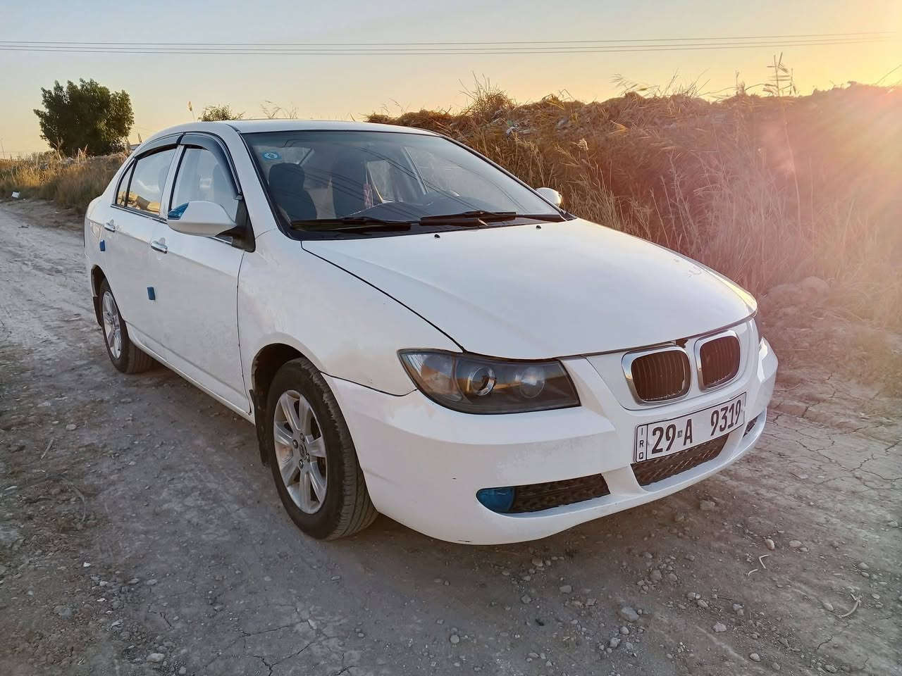 سلام عليكم سياره للبيع ليفان 620 موديل 2013
رقم واسط دولي سنويه جديده 2030 هزه جديده
 تحويل ثاني يوم كير ومحرك كورلاه خير من الله 
تخم تاير صدر جديد كلشي بيه شغال تبريد ثلج 
كهربائيات كله شغاله سياره جديده مال جناي
بلاديه ماعده رش الهلالات الخلفية مواصفات فتحه شاشه 
المكان واسط العزيزية السعر 48 بيع مستعجل 
***********
***********
