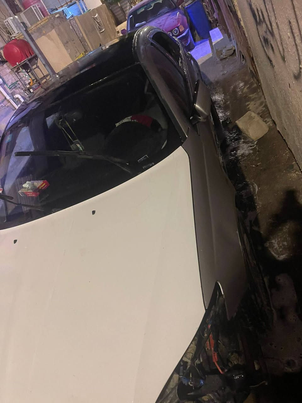 سلام عليكم سياره سي 200موديل13فول موصفات ماعده البصمه سياره بيه حادث مسوين بيه حادث وكملينه سابقن حادثه جاملغ الايمن ومصالح مثله وهسه جاملغ وبنيد مثلهن بنيد مبدل وبيه مكانات صبغ سياره كلشي ر مشتري الايت جديد داعاميه موجود بس شد فهsسعره63وبيه مجال رقم بصره عنواني بصره جمهوريه رقمي***********
