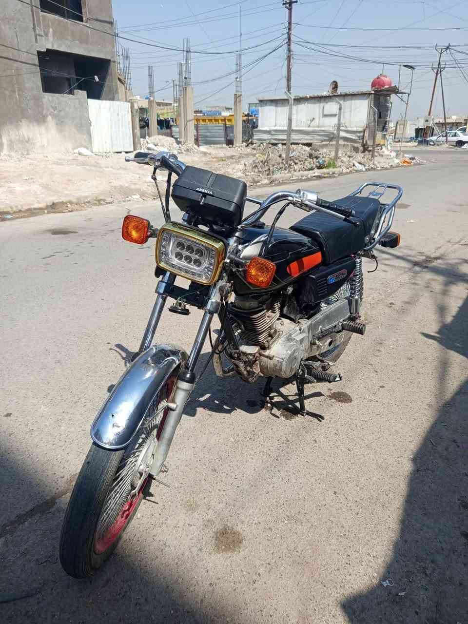 بغداد شهداء البياع
سلام عليكم أيراني مكينه شلامهجه موديل 2022 ب٤٥٠ ***********
