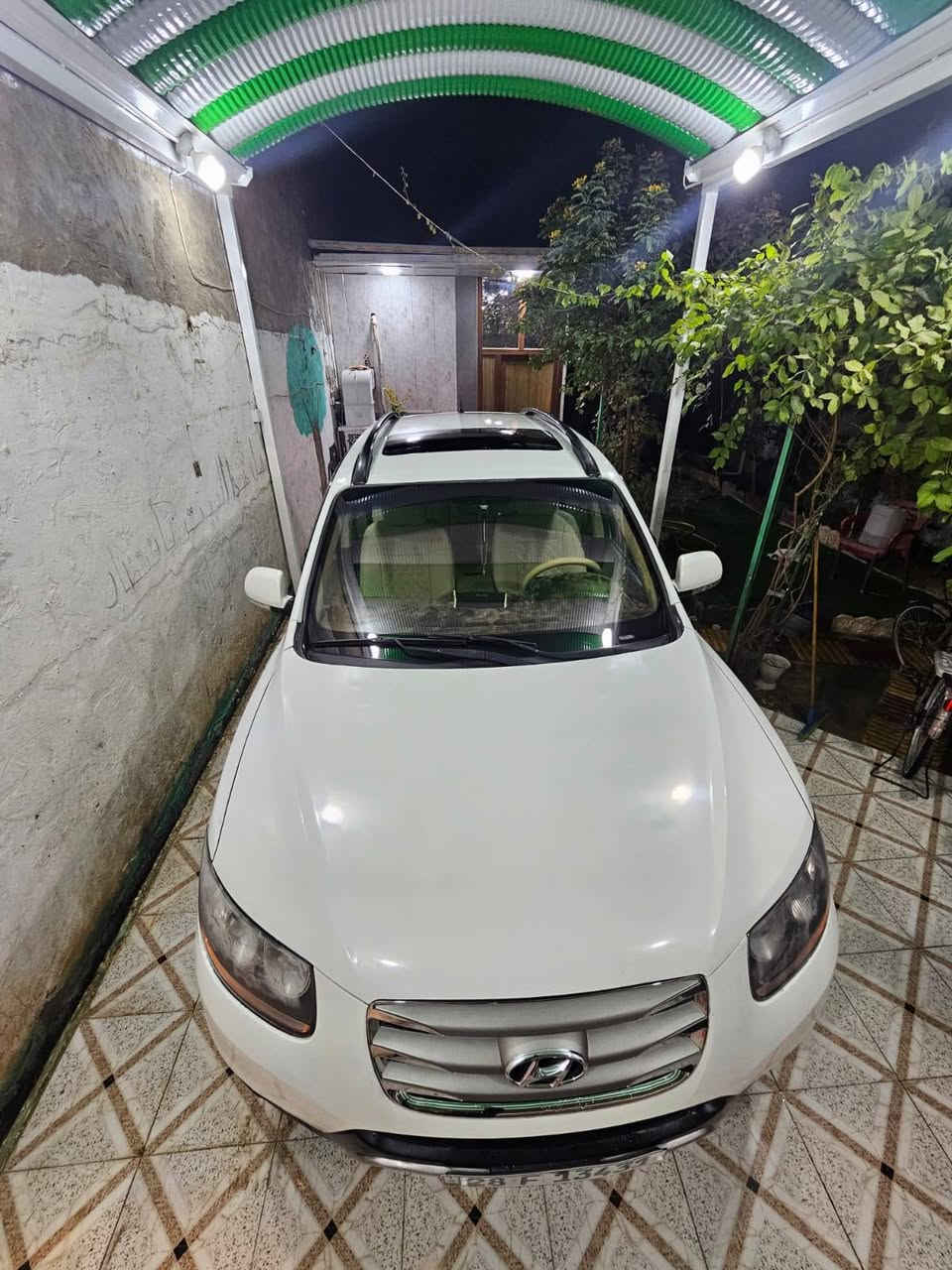 السلام عليكم
للبيع سنتافي 2012 خليجي فول مواصفات ١/١ مكينه 2400 سياره سونارهه موجود بلمنشور 
   السعر 130 وبيه مجال
للاستفسار رقم صاحب السياره ‏‪0780 997 0011‬‏ مكلف بلنشر مكان السياره بلنجف
