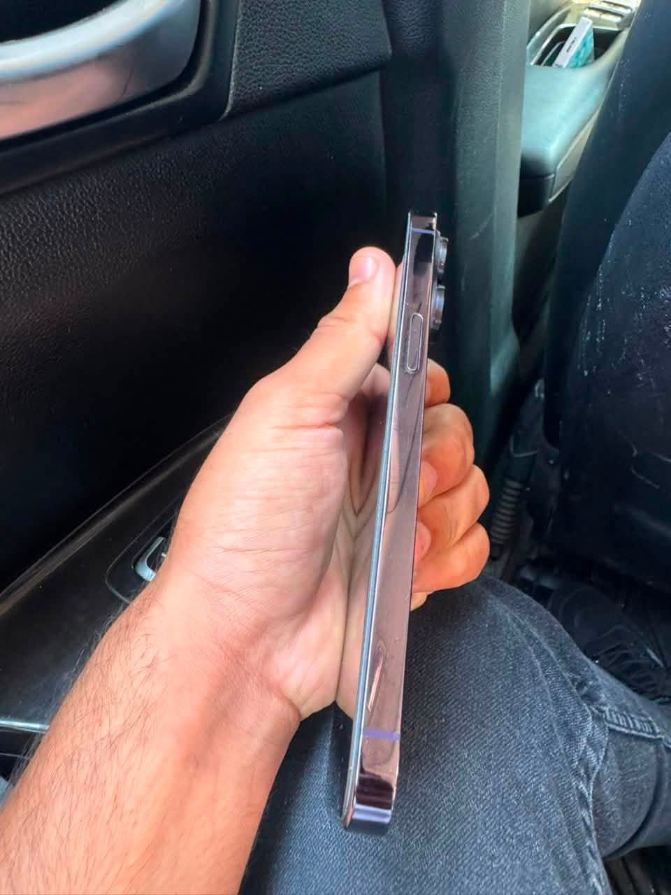 سلام عليكم
‏iPhone 14 Pro Max
لون بنفسجي
نموذج m 
عربي شرق اوسط 
بطاريه 86‎%‎
مبدل شاشه احسن نوعيه بلسوك لاتعليك ولا شي 

كامرات✅سماعات✅فيس ايدي✅ 
الجهاز كلشي شغال بي مبي اي نقص 
السعر 780 وبي مجال 
الي ميعجبه السعر لايعلق سكب للمنشور كلشي اكو بلسوك 
مكاني بغداد حي الاعلام 
*********** متواجد واتساب
