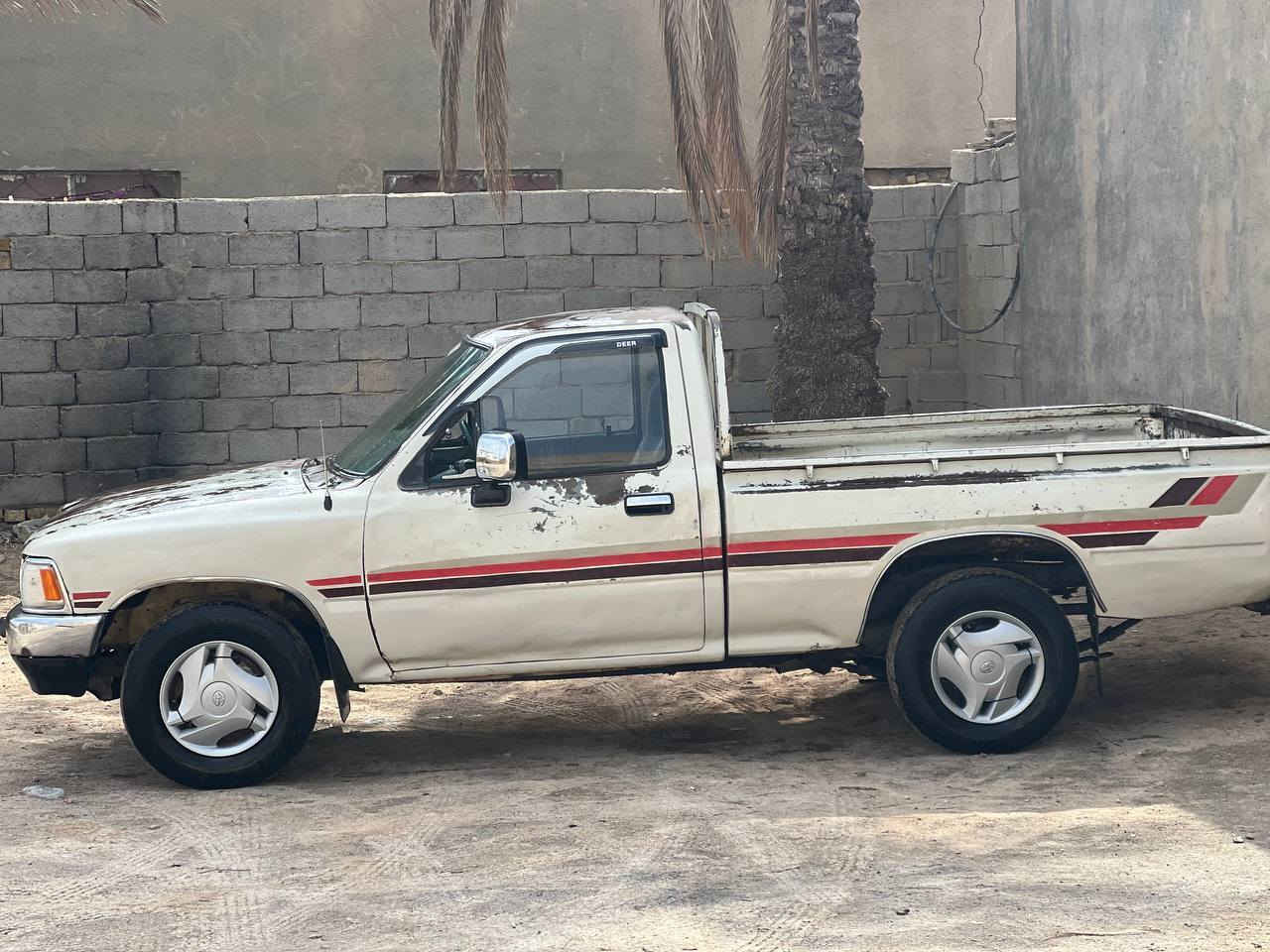 سلام عليكم سياره بيكم للبيع موديل 1989 سياره نضيفه وجاهزه رقم اصفر واسط  شرط التحويل  العنوان ذي قار قضاء النصر  السعر 30 قفل اي ستفسار  اتصل على الرقم ***********
