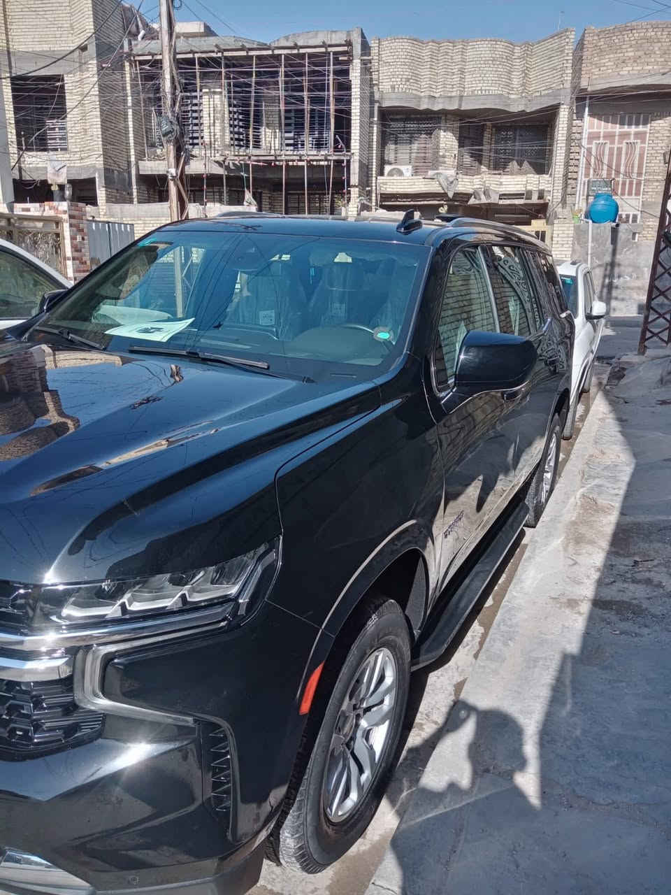 السلام عليكم
تاهو ٢٤ خليجي للبيع 
ماشه ١٨ 
مكفوله ما عده جاملغ السايق بيه شبرين تصليح 
السعر ٤٧٥ وبيه مجال 
الستفسار ***********
