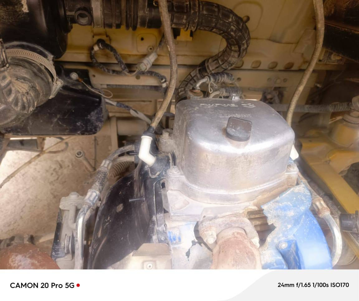 السلام عليكم تكتك 2021 للبيع مرقمة وجاهزة شوف الصور زين بيها ضربة بصفحة السايد بريك اي نقص مابيها تاخذها وتشتغل بيها على باب الله السعر 6700    وبيها مجال بسيط هاتف *********** العنوان بغداد النهروان مقابل شارع 60
