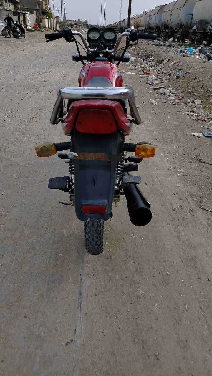 السلام عليكم اخواني الاعزاء 
للبيع ديوان عضم الموديل 2018 الدراجه نضيف وجديد كهربائيات كله شغله اوراق أصولي سعر 750 وبيه مجال مكاني بابل الحله الاستفسارات رقم الهاتف ***********
