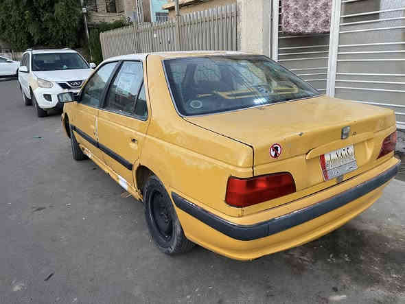 السلام عليكم. بيجو بارص ٢٠١٣ رقمها ميسان مكاني بغداد راعيها ابو السنوية ببغداد مشروع وطني 
مكينة وكير زينات حدادية زينة 
عليها هيئة وغرامة ٧٠٠ الف على المشتري
عارضها ب١٤ ورقة هذا رقمي ***********
