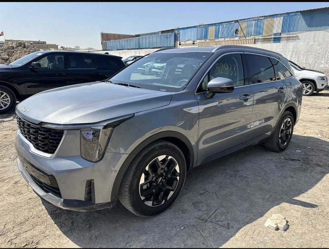 للبيع سورنتو 2025 فول عده الفتحه داخل ابيض فائه S حادث صبغ بنيد وجاملغ خلفي ايسر السياره بصمه جلد كشنات كهرباء كشنات تدفئه حاسا امامي وخلفي اشاير بلمري داخل ابيض محرك 2500 السعر 185 واصله بصره بدون كمرك 
*********** ابو كيان
