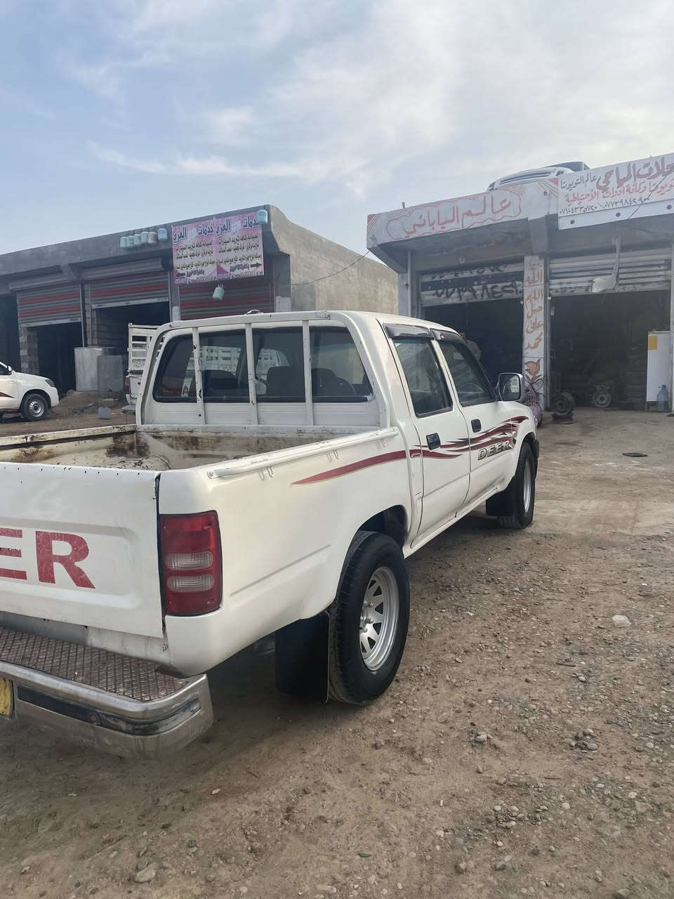 للبيع سوبر دير موديل ٢٠٠٦ كير محرك اكسن شاصي بشرط تحويل مباشر سنويه عضم عاج صبغ عام جماليه كهربياته كله شغاله سعر ٣٨ وبيه مجال للطيبين مكاني ديالى جلولاء ***********
