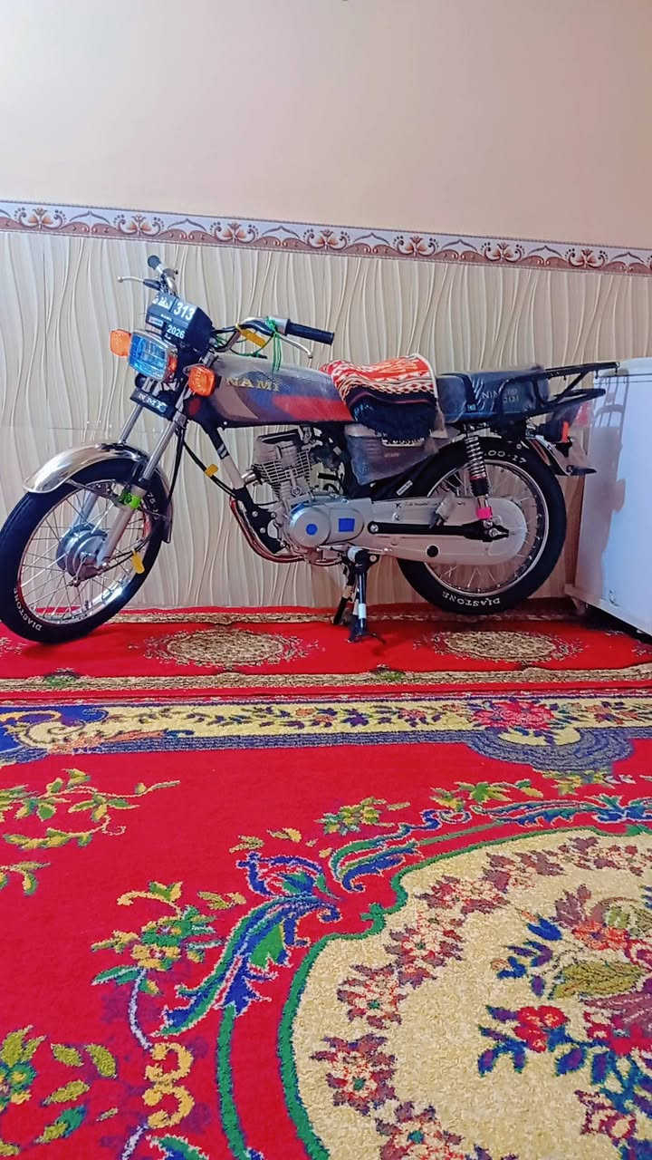 سلام عليكم نامه امتياز موديل ٢٦طلعته على أيدي من لمعرض دراجه جاهزه وكامله من كلشي أوراقه بسمي كهربائيات كله شغاله ما ناقصه اي شي 
سعر 725وبيه مجال للطيبين 
مكاني كربلاء 
***********
