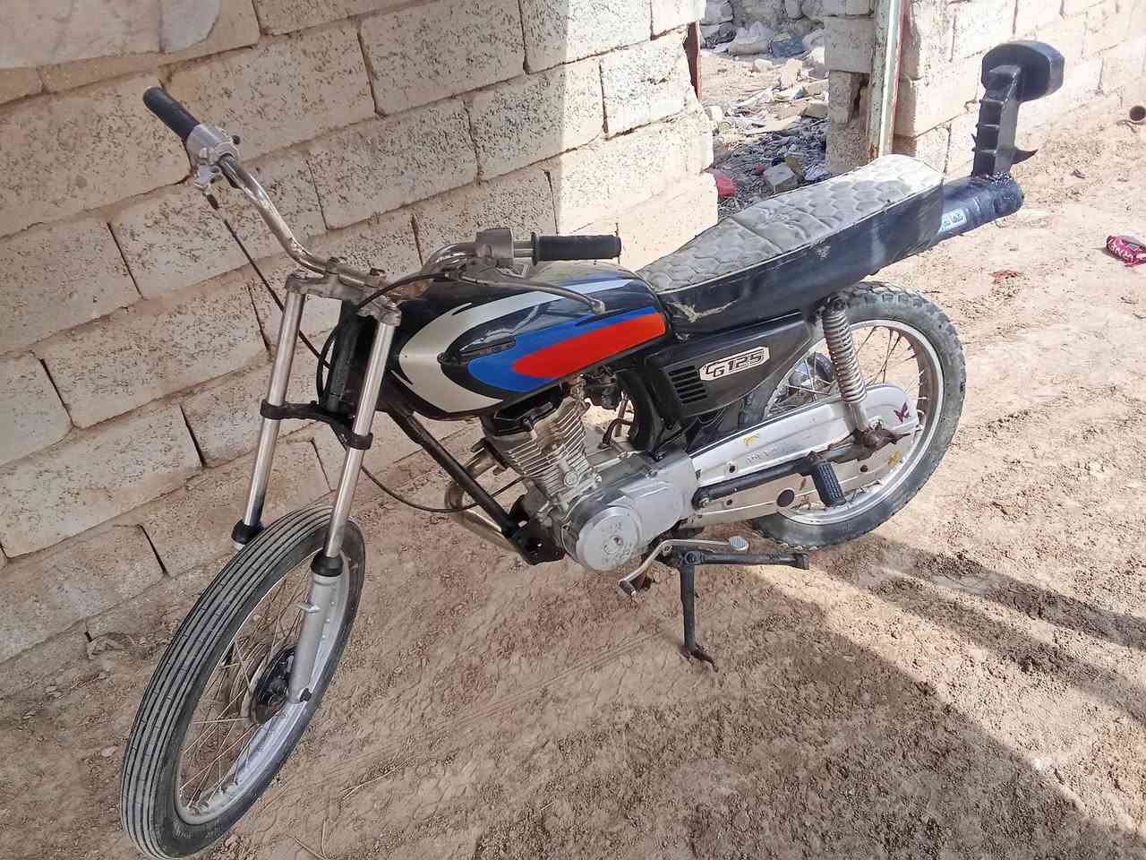 السلام عليكم دراجة للبيع السعر 300او بيه مجال ***********
