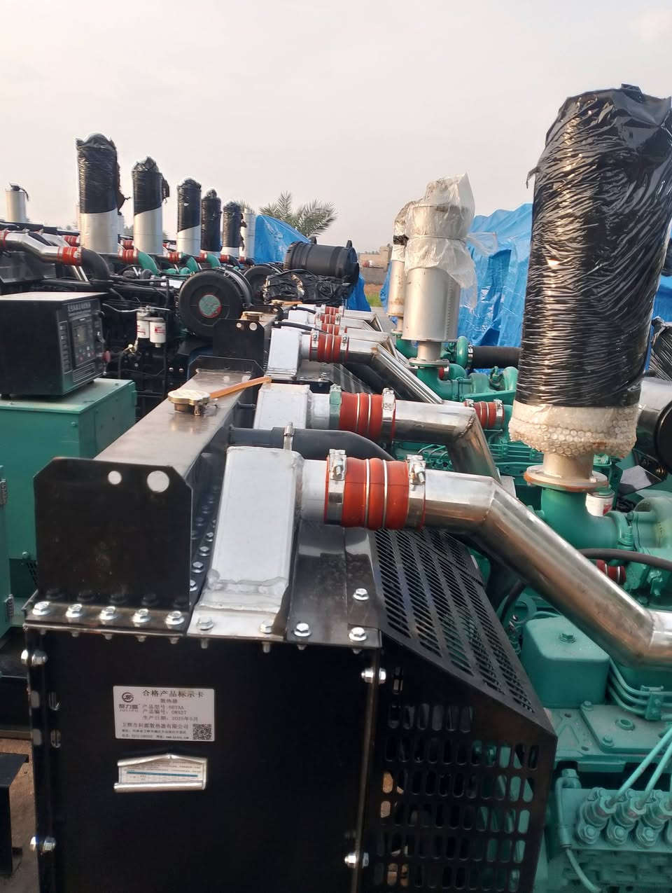 وصول مولدات كمنز 24والف و12 و ميه وثنين صفر زيرو توليد نحاس أصلي شرط الحمل نظام  حمايه كامل من 75كيفي إلى 300كيغي رقمي ***********
