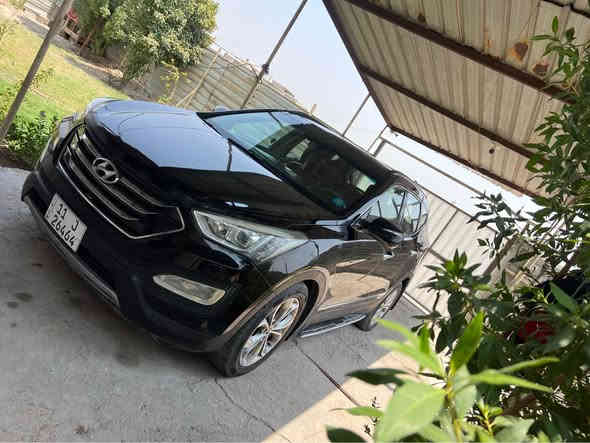 السلام عليكم 
للبيع فقط بدون مراوس 
هونداي سنتافيا موديل 2013 
وارد خليجي 6سلندر فووول مواصفات 
ماشيه 150
السياره مكفوله عدا الجاملغ الامامي  بي صبغ وباقي السياره خير من الله 
السعر 148 وبي مجال للاستفسار ع 
*********** مكان السياره بغداد السيديه بغداد
