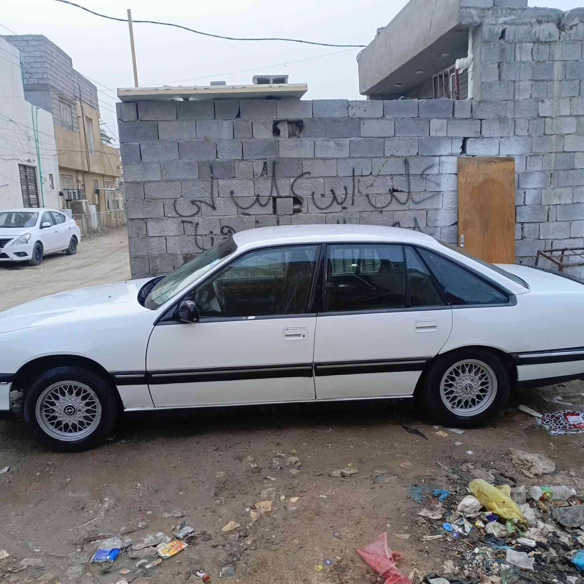 اويل سيناريو
مكينه ٦ سلندر    ٢٦٠٠حجم
صبغ  حزام ما عده القماره
تخم تاير جديد سعر ٤٢
***********
