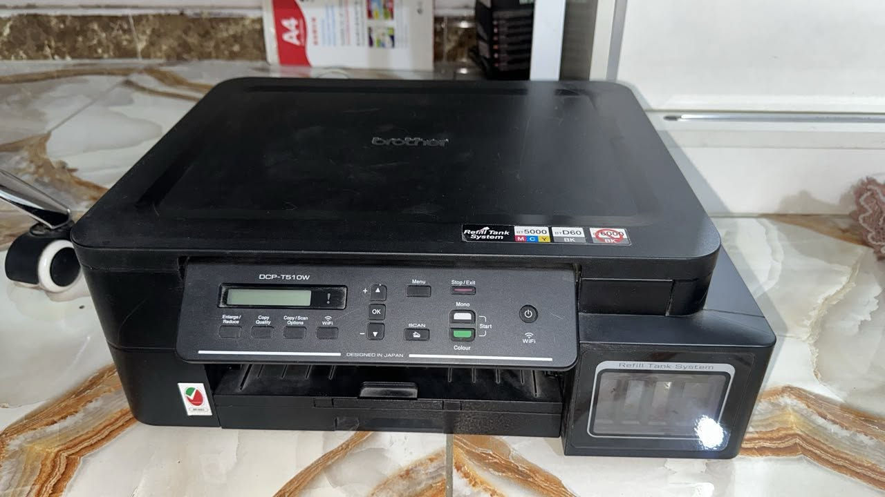 طابعة DCP-T510W
ملون وعادي 
تطبع USB و WIFI 
موجود قرص تثبيت البرنامج مالتها عالحاسبة 
متوفرة ادوات تنظيف بكرات الالتقاط ووياها حبر الوان 
مستخدم سنة وحدة فقط 
السعر 250 الف


**إذا كنت صاحب هذا الإعلان وتريد حذفه لأي سبب، رجاءا أرسل رسالة إلى الدعم الفني**