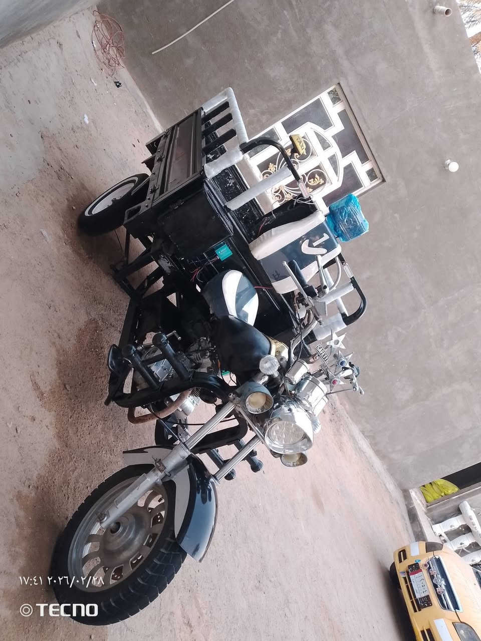 لبيع موديل 2013 ستوته وراق أصولي بسمي وكيله حيدر جبرين مكينه جديده
اكسن جديد تايرات 3 جدد دمام اصلي نجوم ستوته مكفولة من خياس وضربه وكلشي دوشمه كشنات جدد سعره 1450 قفل مال متوازي ستوته نضيفه كهربائيات كله شغاله 
*********** مكان ال ابو حداري
