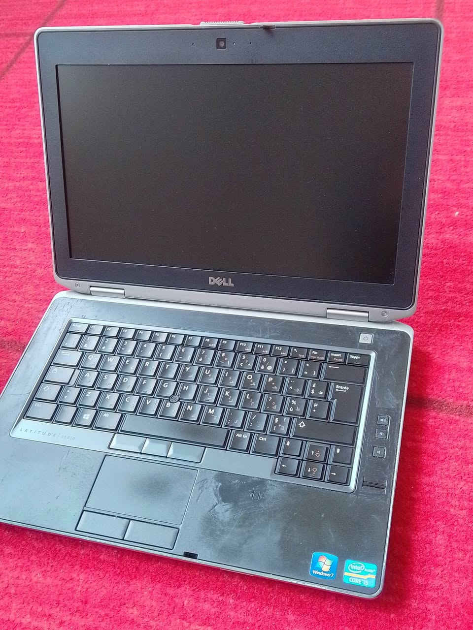 السلام عليكم ...
لابتوب دل DELL E6430 
مثل ما موضح في الصورة 
تاخذ شرط الفحص والشغل
ججم 14.5
 معالغ cor i5  3530M جيل ثالث 
ملاحظه ...
بدون رام 
بدون هارد 
بدون بطارية 
فقط شاحن ويا 
تاخذ شرط الشغل 
سعره 35 الف قفل 
مكاني بعقوبة التحرير


**إذا كنت صاحب هذا الإعلان وتريد حذفه لأي سبب، رجاءا أرسل رسالة إلى الدعم الفني**