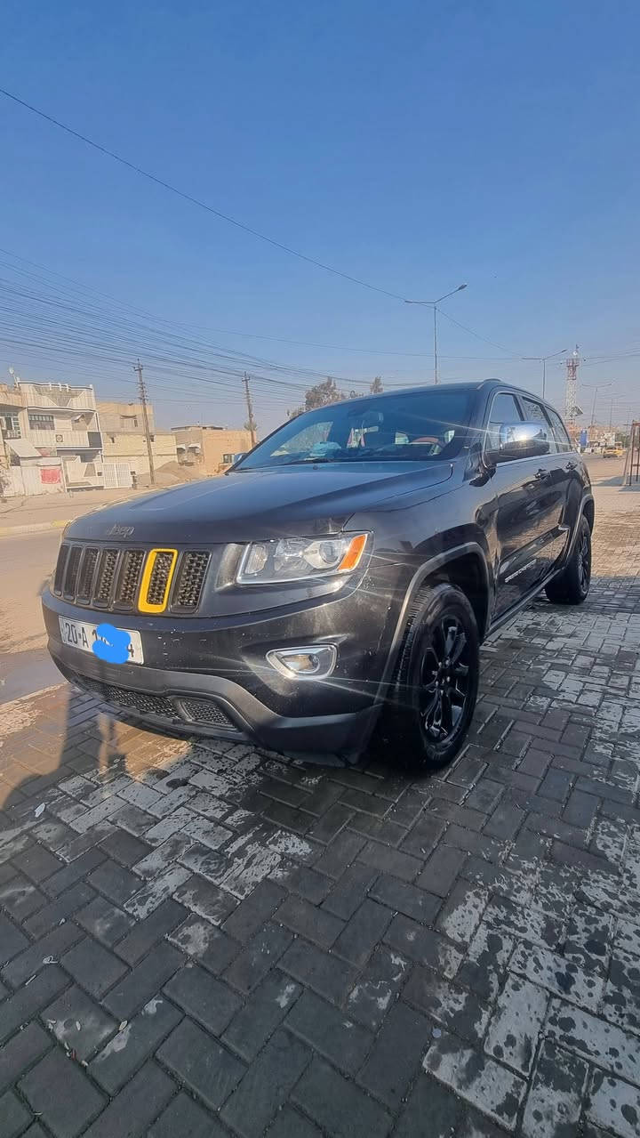 السلام عليكم جيب لاريدو موديل 14
تو ويل 
رقم انكليزي الجديد بأسمي  
ماشيه 150الف مايل 
مواصفات عاديه 
تشغيل عن بعد 
شفتات ستيرن 
كشن كهرباء 
تخم تاير
سياره مسويلهه ادامه كامله 
من منضومه بنزين نوزلات حاويه بلكات اوتو لايت عبوه بنزين اصلي وكاله موبر 
مبدل فلتر ودهن الكير صدر امامي خلفي يعني كيرمحرك صدر كله جاهز سياره صورهه وصور الحادث كدامك 
صبغ جاملغات اماميه وبنيد 
ضرر بدايه شاصي امامي ايمن. 
السعر 157 وبيهه مجال بسيط 
المكان بغداد /حي البتول 
للاتصال ***********.
(واعتذر من الرد عالخاص) 
اعتذر من الرد عالخاص 
اذا ماعجبك السعر اذكرنا بكلمه طيبه وكلشي موجود بالسوك
