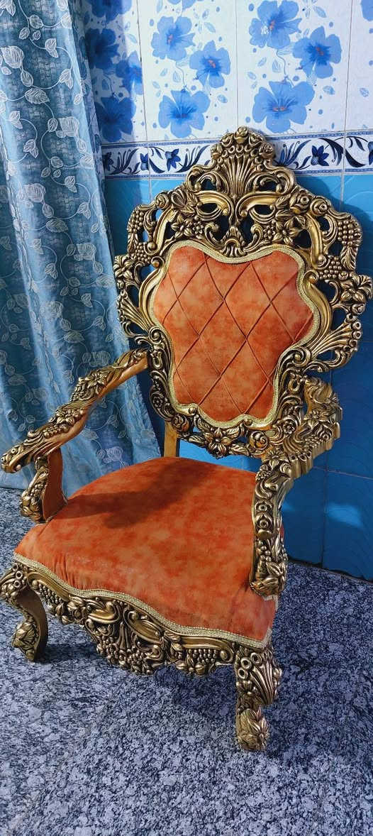 تخم ملكي عشر مقاعد سعرة ٥٥٠ بغداد الشعب ***********
