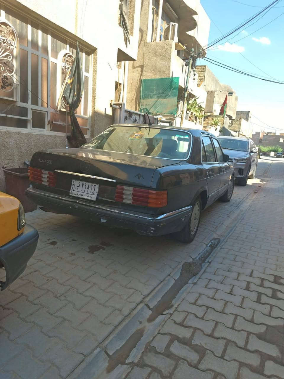 السلام عليكم سياره للبيع مارسدس 300جامبوموديل89محوربطه3000حائزثالث بسمنه سعر 27بيهامجال العنوان بغداد الكريعات مبايل ***********
