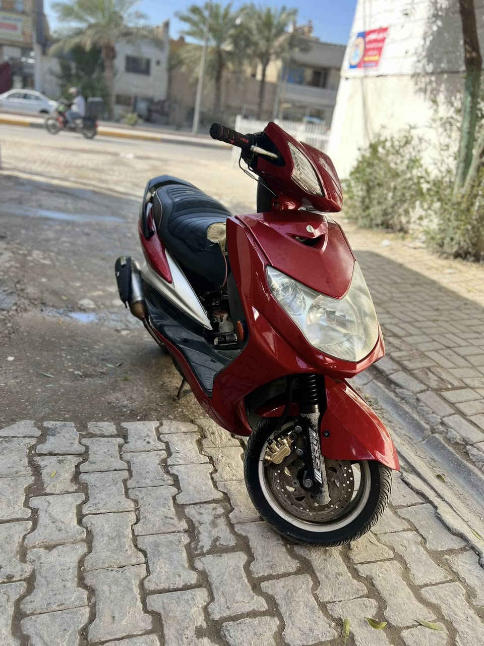 سلام عليكم شباب سكنس فحل دراجة دي   58 بلاد بلاد من الرممبة ما فاتحة ولا لاعب  بيهة  تجي وشوف ًً٠٠٠٠ بيهة جويتر رياضي وبيهة صالنصة رياضي وكلجات  ودشبول كاربون ألياف  السعر 950  المكان مدينة الصدر  ***********
