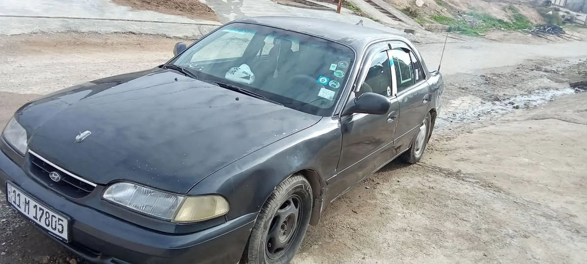 سوناتا تو 93منضومة غاز كابون بانزين رقم نكليزي بسمي جديد كير عادي داخلها كلش نضيف تايرات نص عمرالسعر 42بي قليل رقمي ***********
