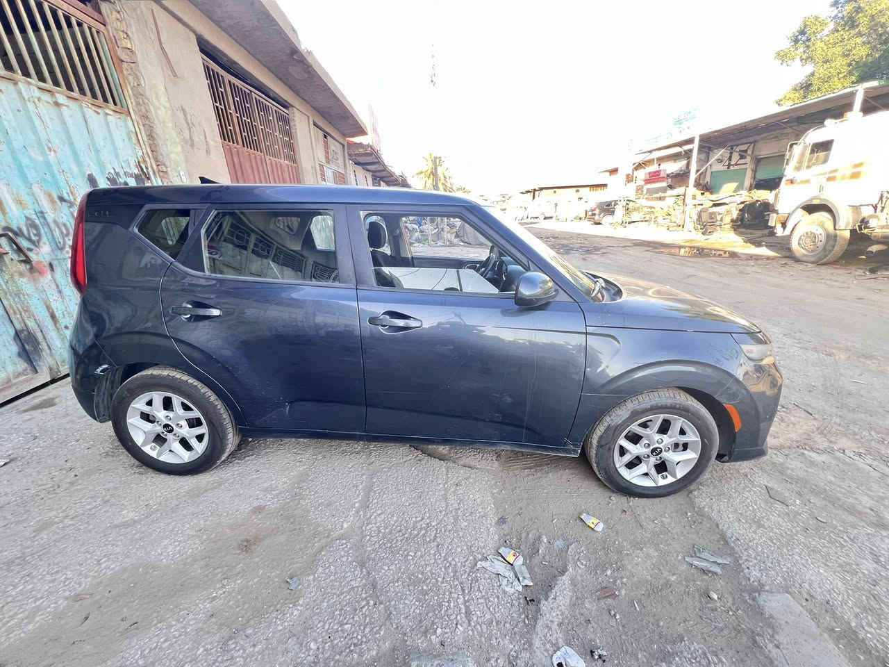 كيا صول 2020
فئه S 
رقم بابل   
حادث بنيد صبغ فقط  مع بارد قليل بالجاملغ
مكينه 2000 
السعر 138$ ورقه وبيه مجال
المكان كربلاء 
***********
