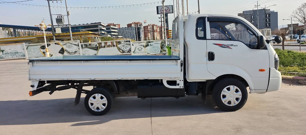 سەرە تابەناوی خوا 
کیا بیلاد 2009 کراوەت 2019
سعری 65گەڵاو مەجال
3000سوپەر مەکینە ڕەش
تەنها 170هەزار ڕۆشتوە
کارەبای بەسراوە 
تەبرید ساردوو گەرم 
برێکی بەسراوە 
دە عمی دای بەسراوە
ناو بۆدی بەسراوە
ئێستۆپی دوای بەسراوە
تازەداغڵە
سەیارە کە کامل جایزە
***********
***********
