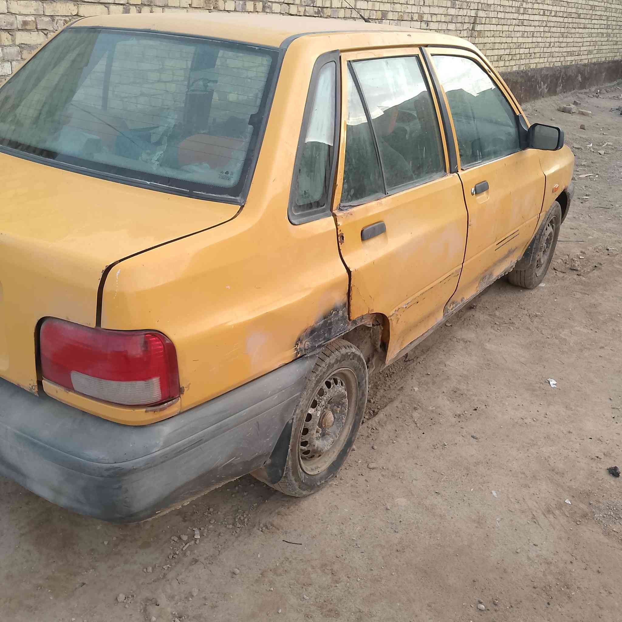 سلام عليكم سايبا للبيع موديل 14قادسية مالك شاميه ابيع فقط مالك مكينة بية بخار كير  مكفول حدادية جديده بدي شوف العين بيها طخه موضحه بالصور مكان سياره ديوانيه قرب عمارات زيتون سعره 15وبية مجال قليل اخياس ماكو سنوية ساقطه بل 19كل الاحترام والتقدير يعجب خابر اواتواصل مايعجب اعبر وكون ممنون منك ***********
